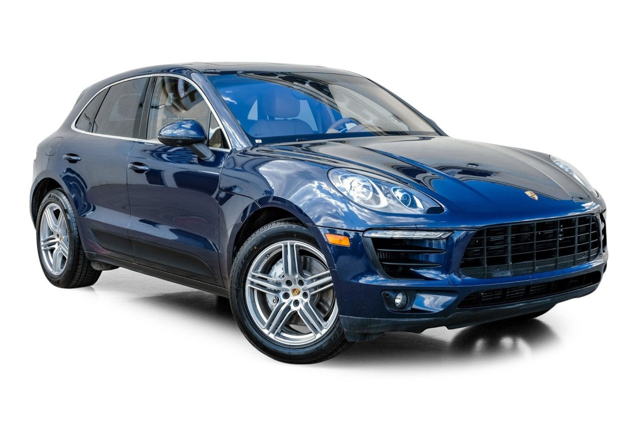 Porsche Macan Vehicle Main Gallery Image 07