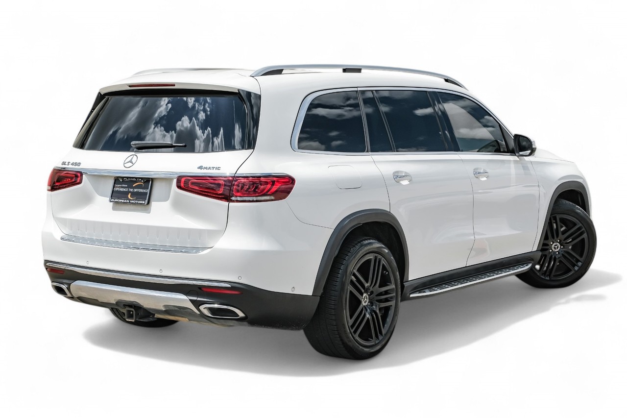 Mercedes-Benz GLS Vehicle Main Gallery Image 08