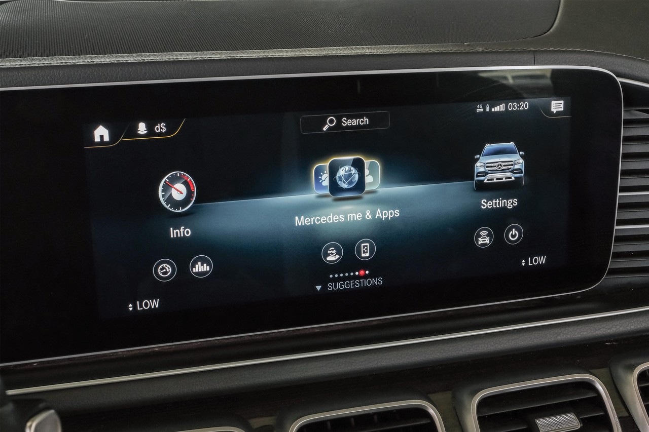 Mercedes-Benz GLS Vehicle Main Gallery Image 40