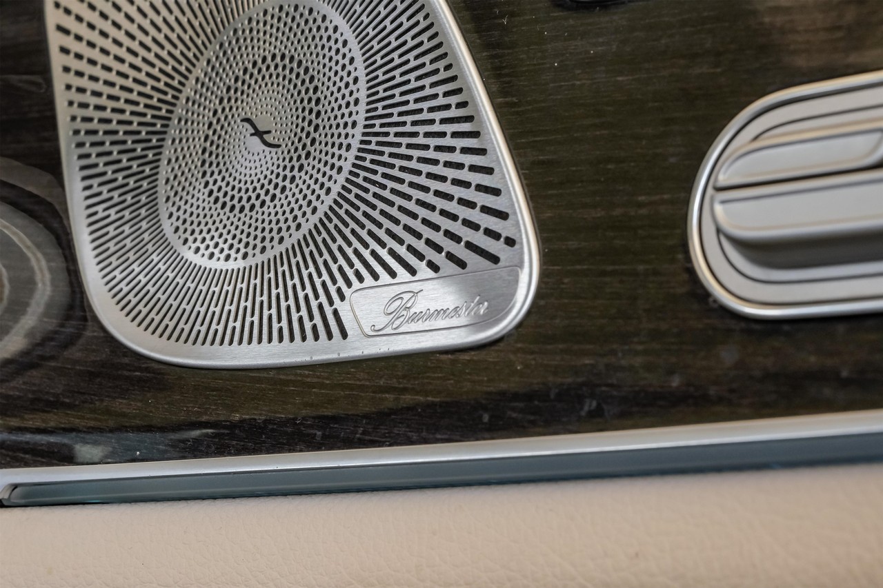 Mercedes-Benz GLS Vehicle Main Gallery Image 59