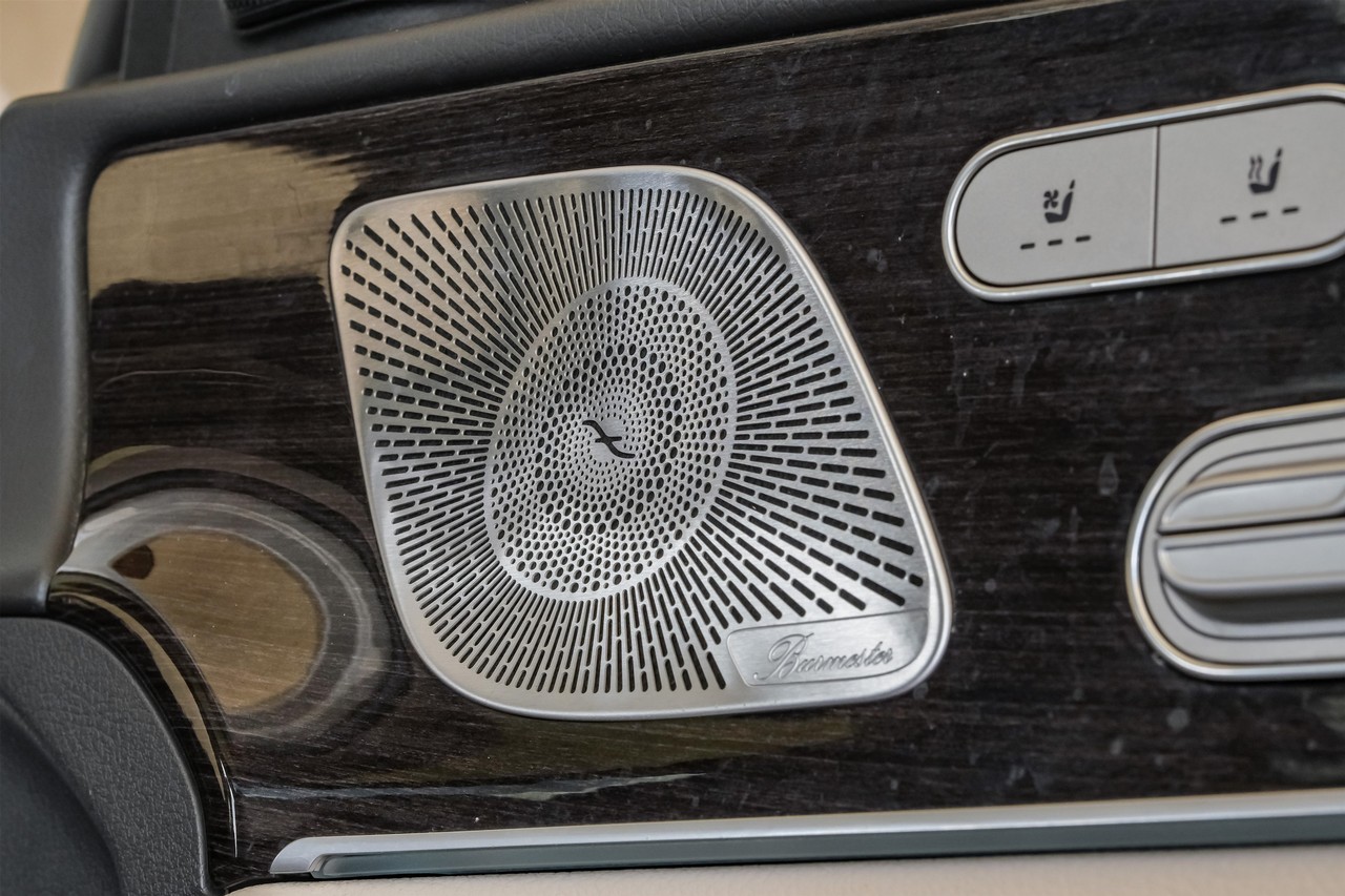 Mercedes-Benz GLS Vehicle Main Gallery Image 60