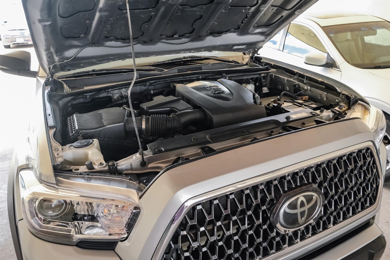 Toyota Tacoma Vehicle Main Gallery Image 55