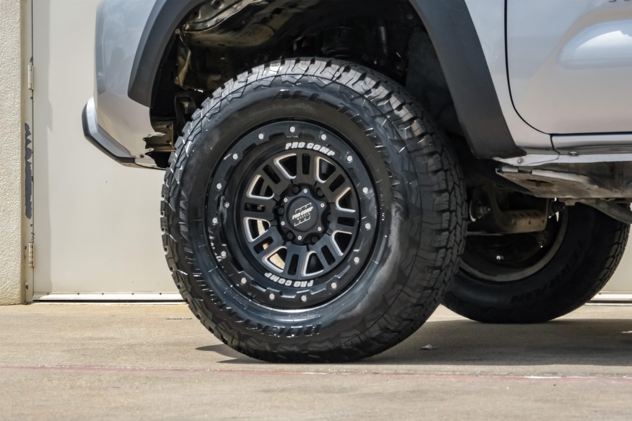 Toyota Tacoma Vehicle Main Gallery Image 61