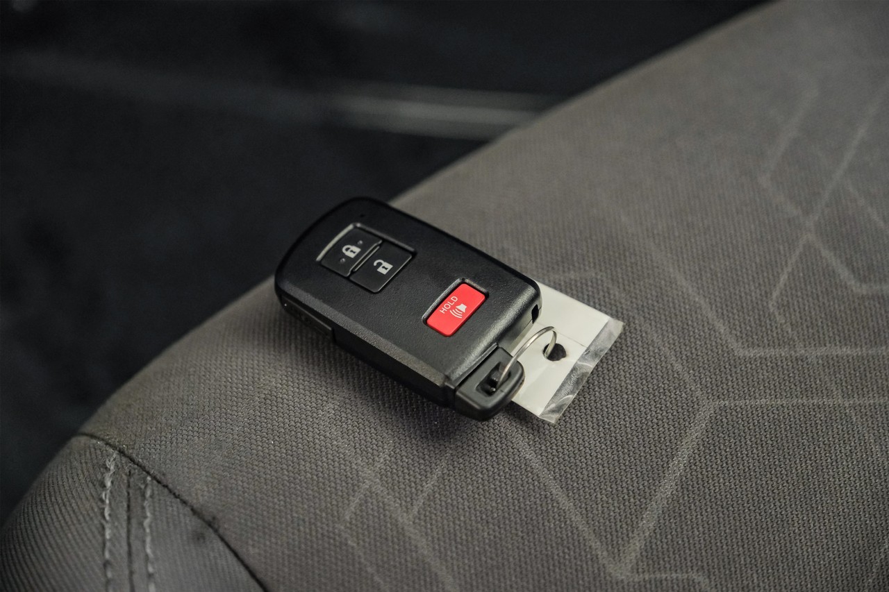 Toyota Tacoma Vehicle Main Gallery Image 63