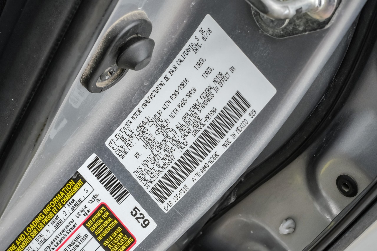 Toyota Tacoma Vehicle Main Gallery Image 64