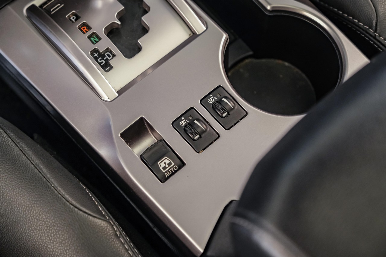 Toyota 4Runner Vehicle Main Gallery Image 29
