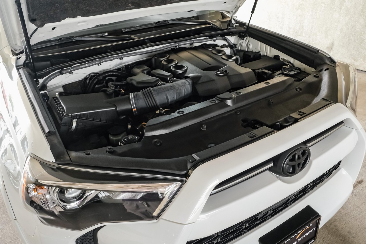 Toyota 4Runner Vehicle Main Gallery Image 57
