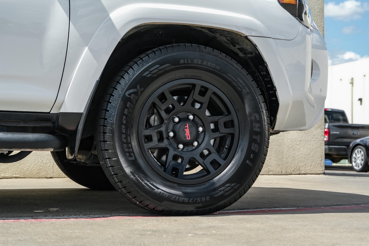 Toyota 4Runner Vehicle Main Gallery Image 64