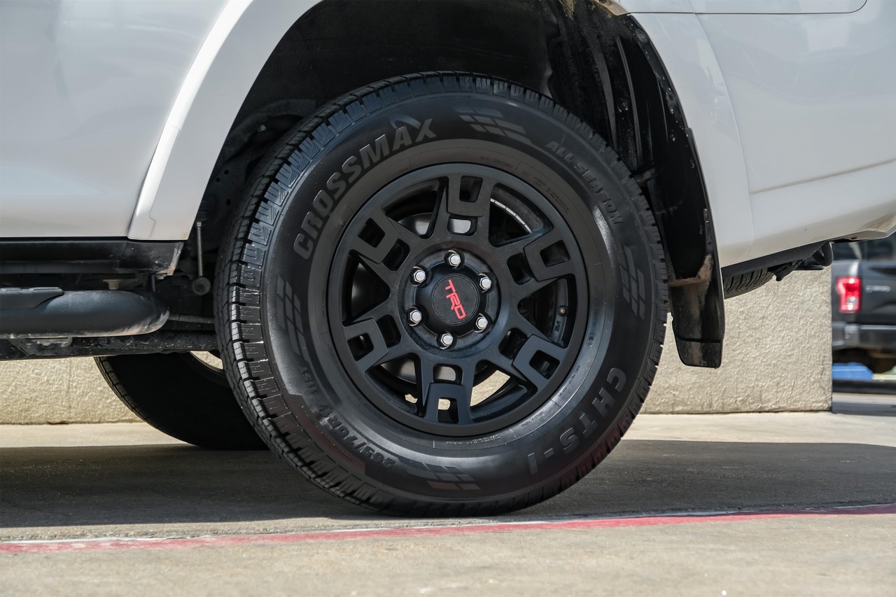 Toyota 4Runner Vehicle Main Gallery Image 66