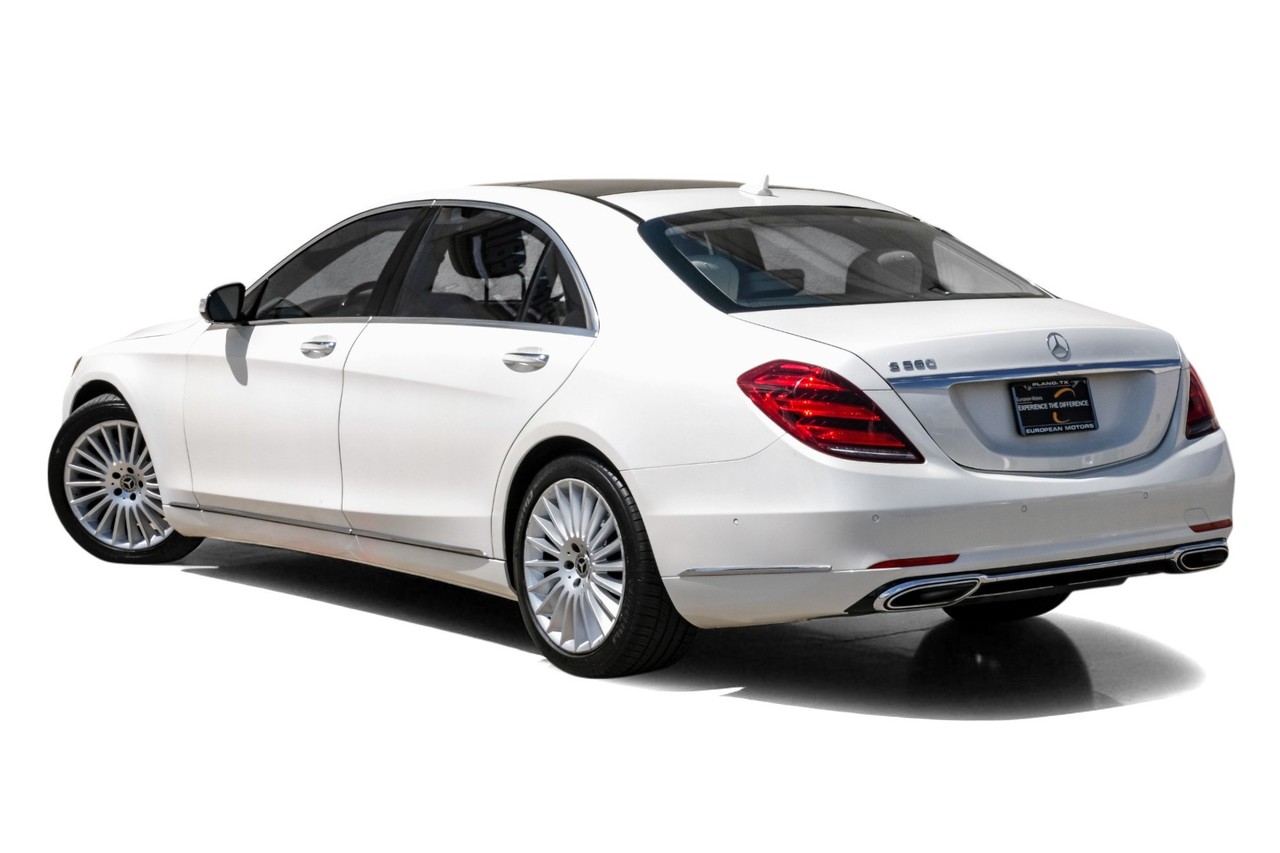 Mercedes-Benz S-Class Vehicle Main Gallery Image 11