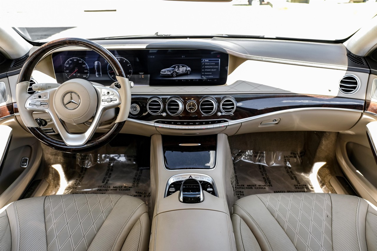 Mercedes-Benz S-Class Vehicle Main Gallery Image 15