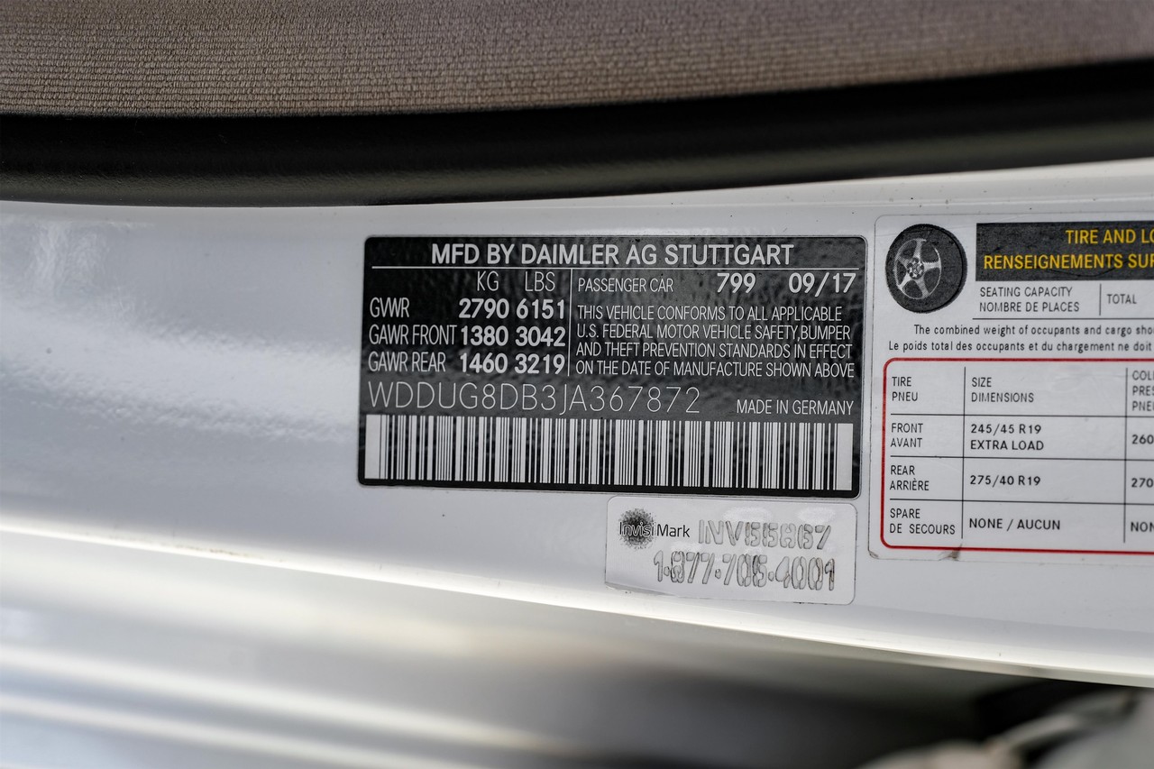 Mercedes-Benz S-Class Vehicle Main Gallery Image 53