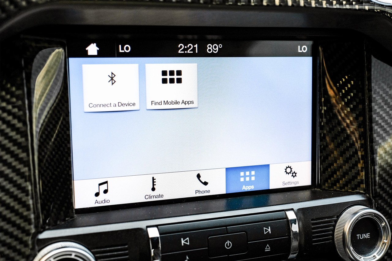 Ford Mustang Vehicle Main Gallery Image 28
