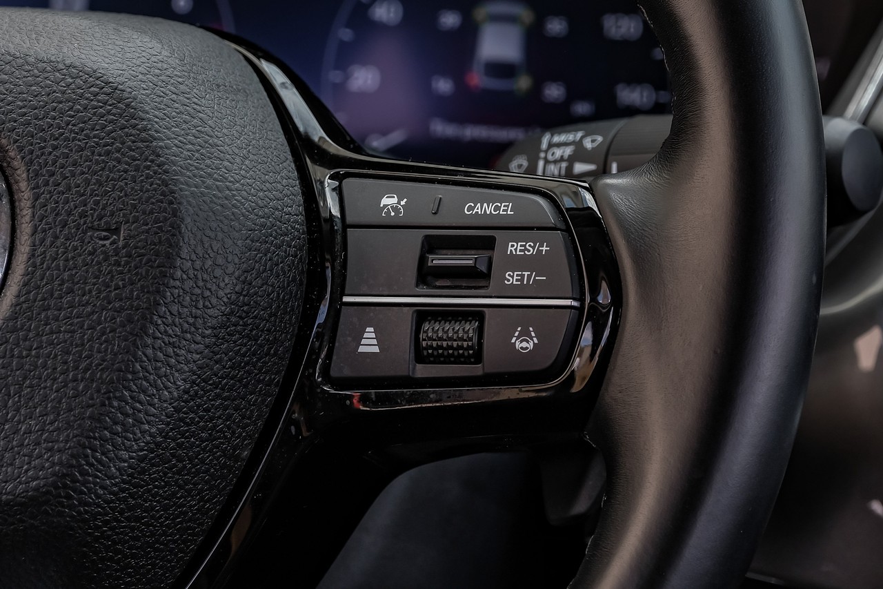 Acura Integra Vehicle Main Gallery Image 23