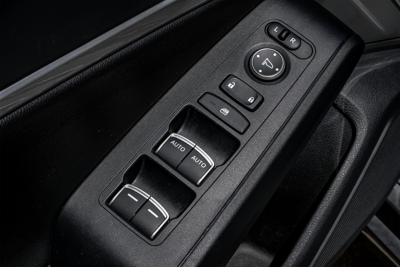 Acura Integra Vehicle Main Gallery Image 42