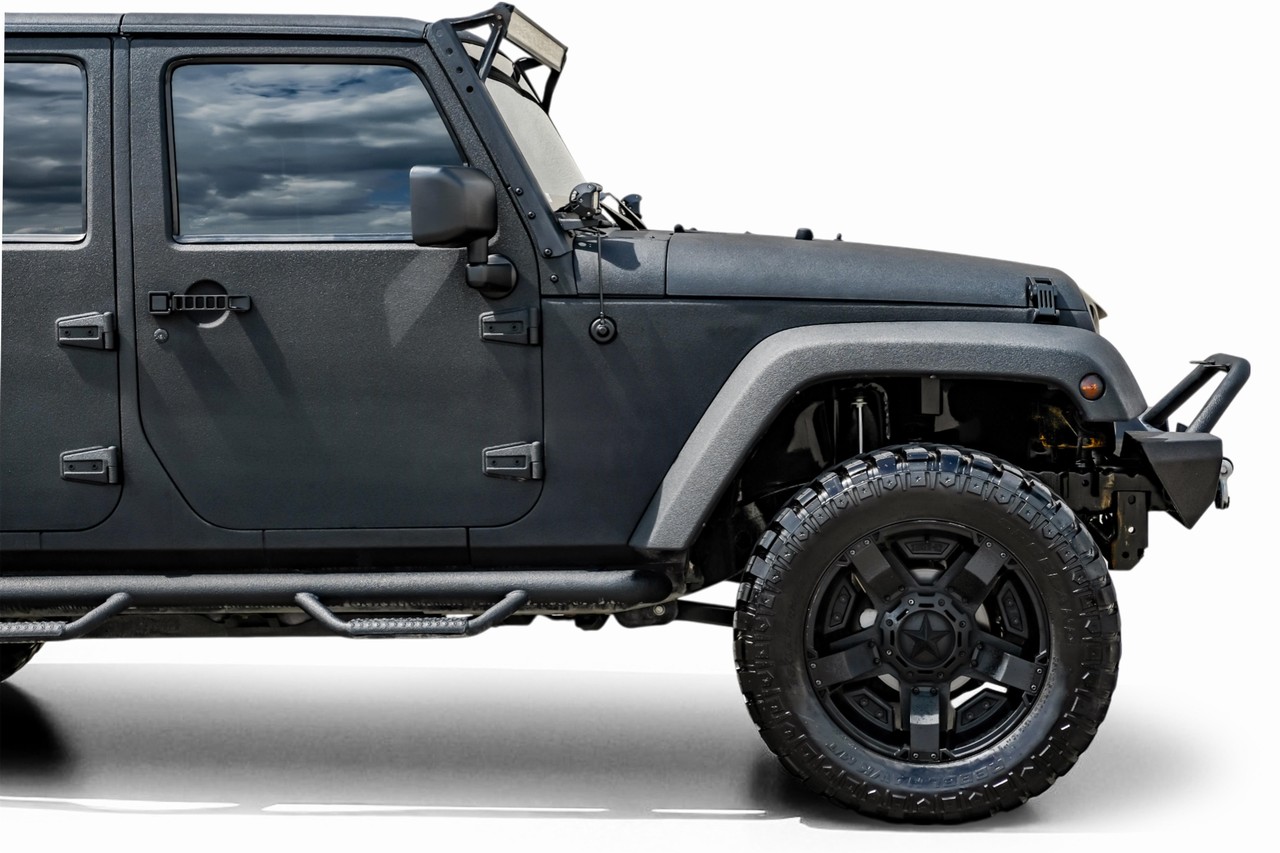 Jeep Wrangler Unlimited Vehicle Main Gallery Image 10