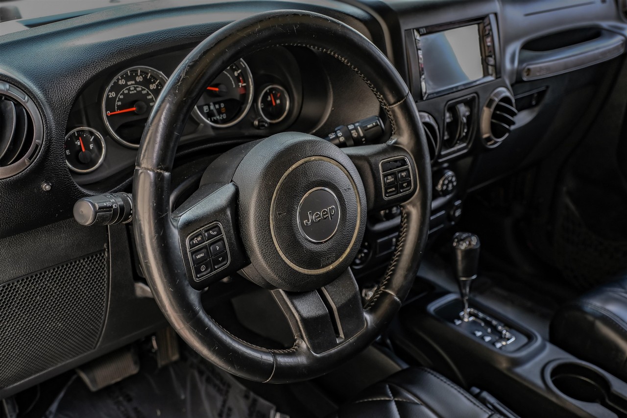 Jeep Wrangler Unlimited Vehicle Main Gallery Image 19