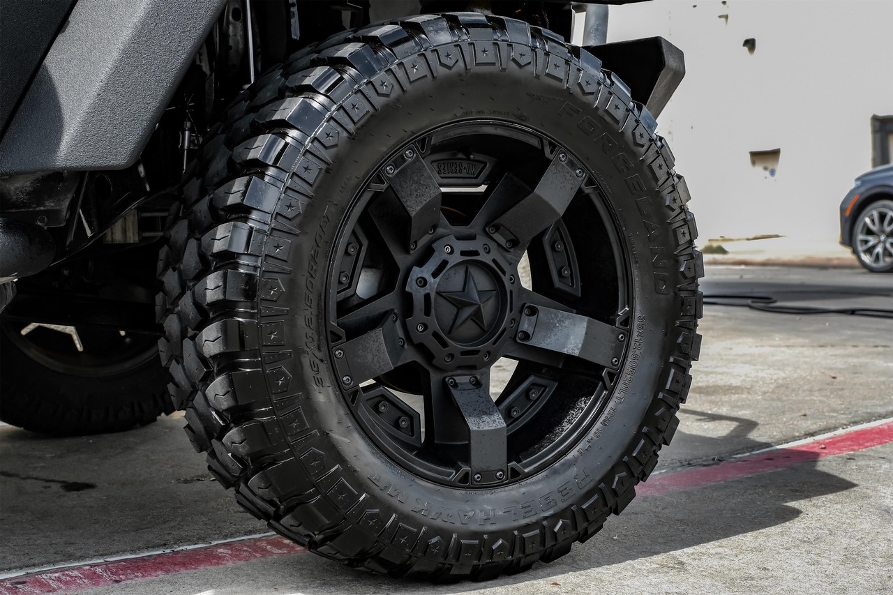 Jeep Wrangler Unlimited Vehicle Main Gallery Image 53