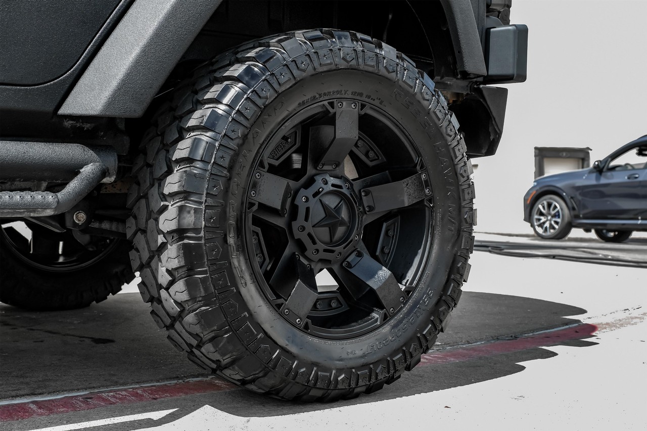 Jeep Wrangler Unlimited Vehicle Main Gallery Image 55