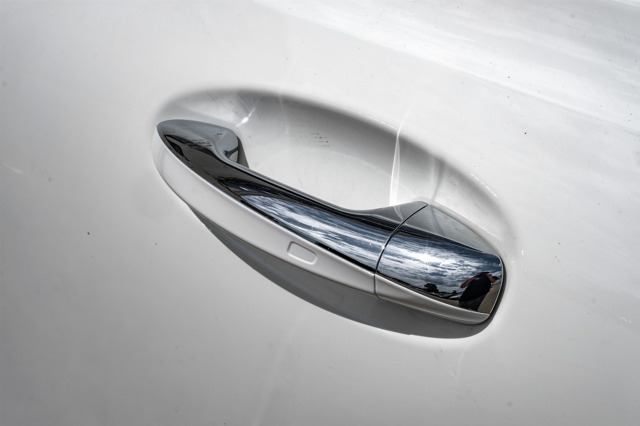 Mercedes-Benz GLB 250 Vehicle Main Gallery Image 42