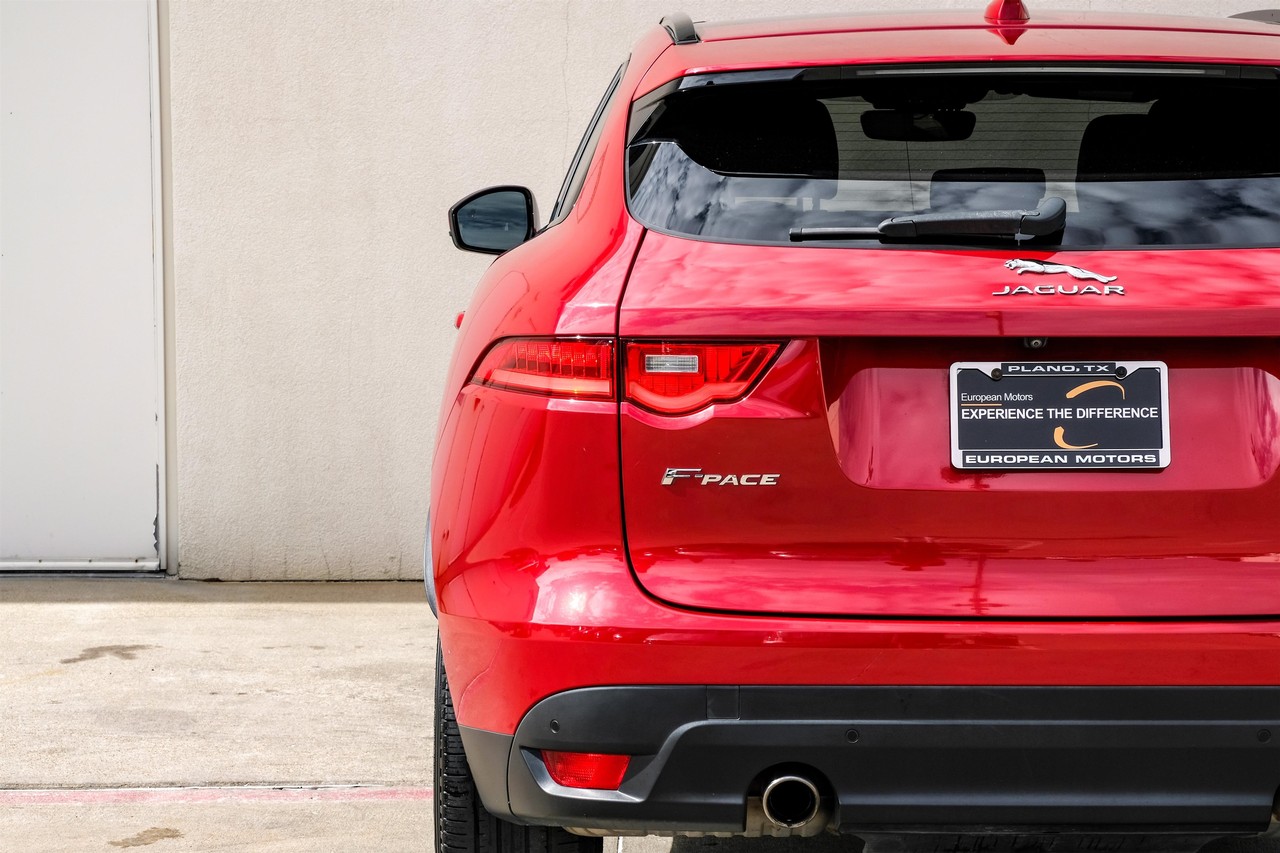 Jaguar F-Pace Vehicle Main Gallery Image 48