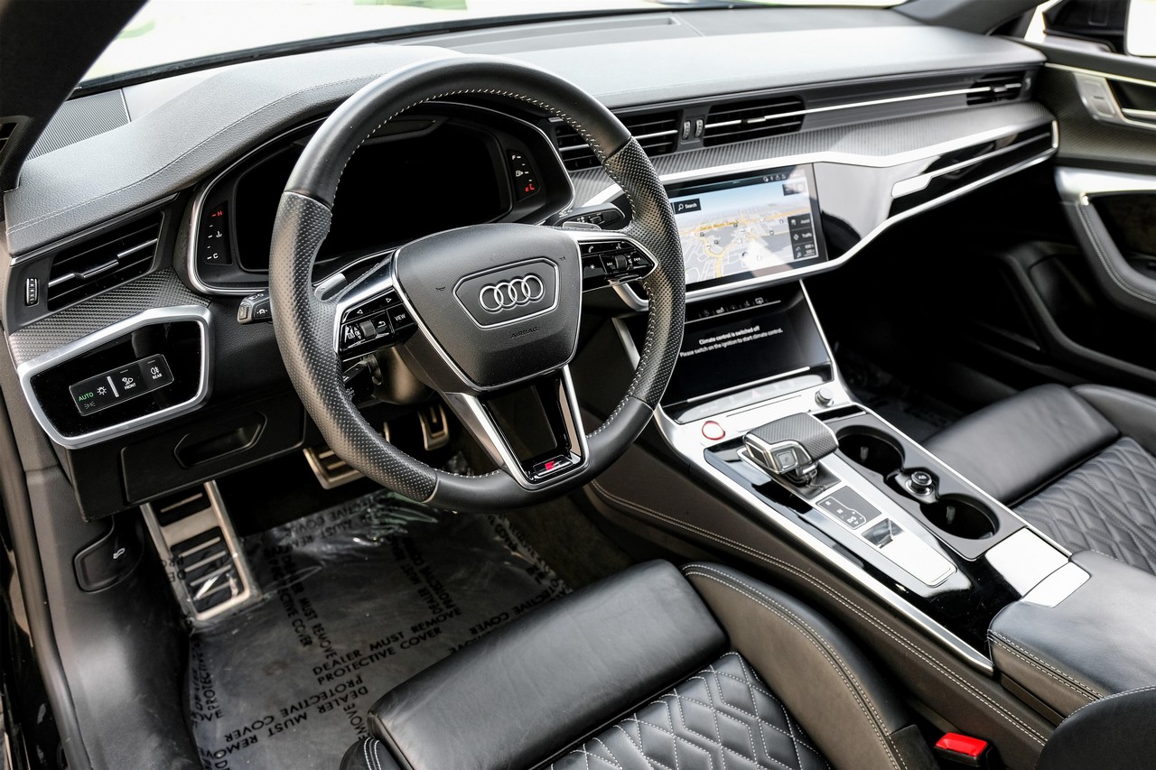 Audi S7 Vehicle Main Gallery Image 03