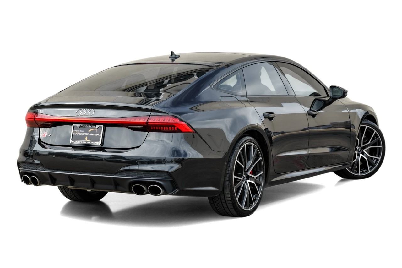 Audi S7 Vehicle Main Gallery Image 09