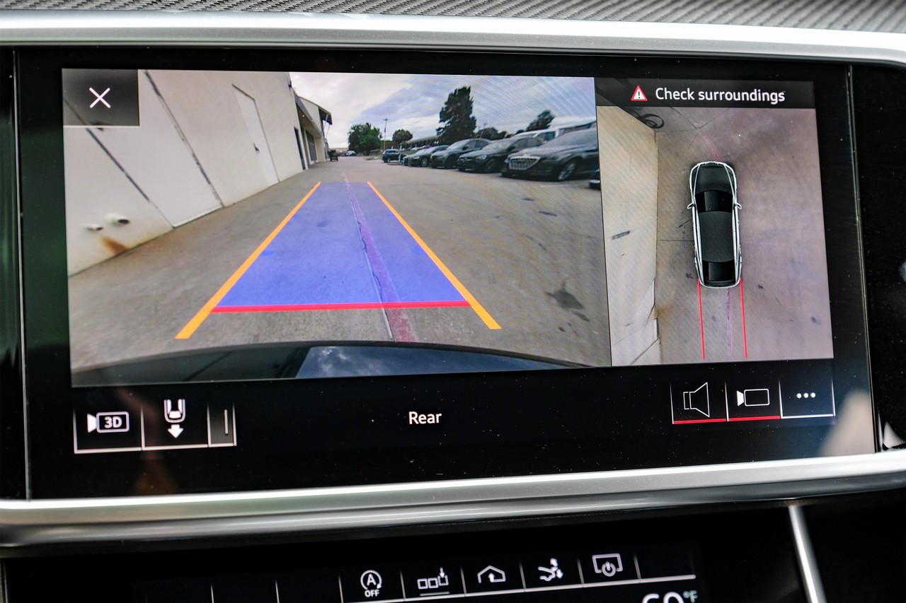 Audi S7 Vehicle Main Gallery Image 23