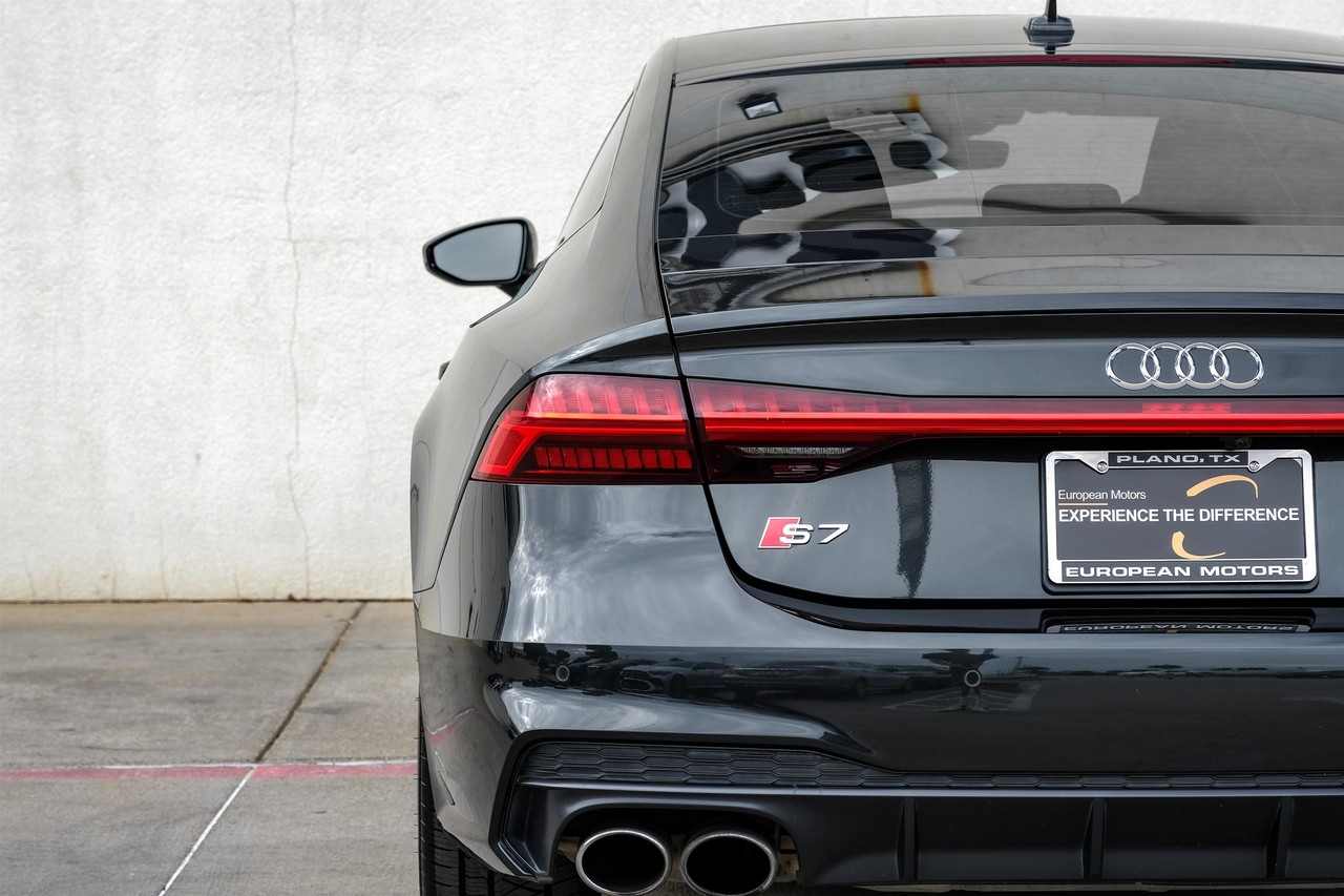Audi S7 Vehicle Main Gallery Image 43