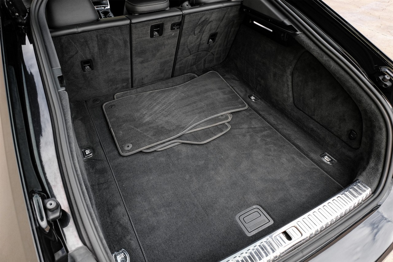 Audi S7 Vehicle Main Gallery Image 45