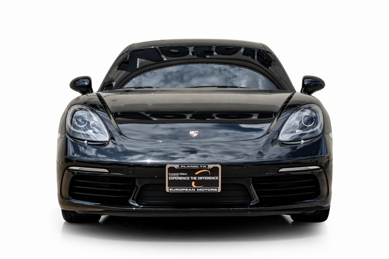 Porsche 718 Cayman Vehicle Main Gallery Image 05