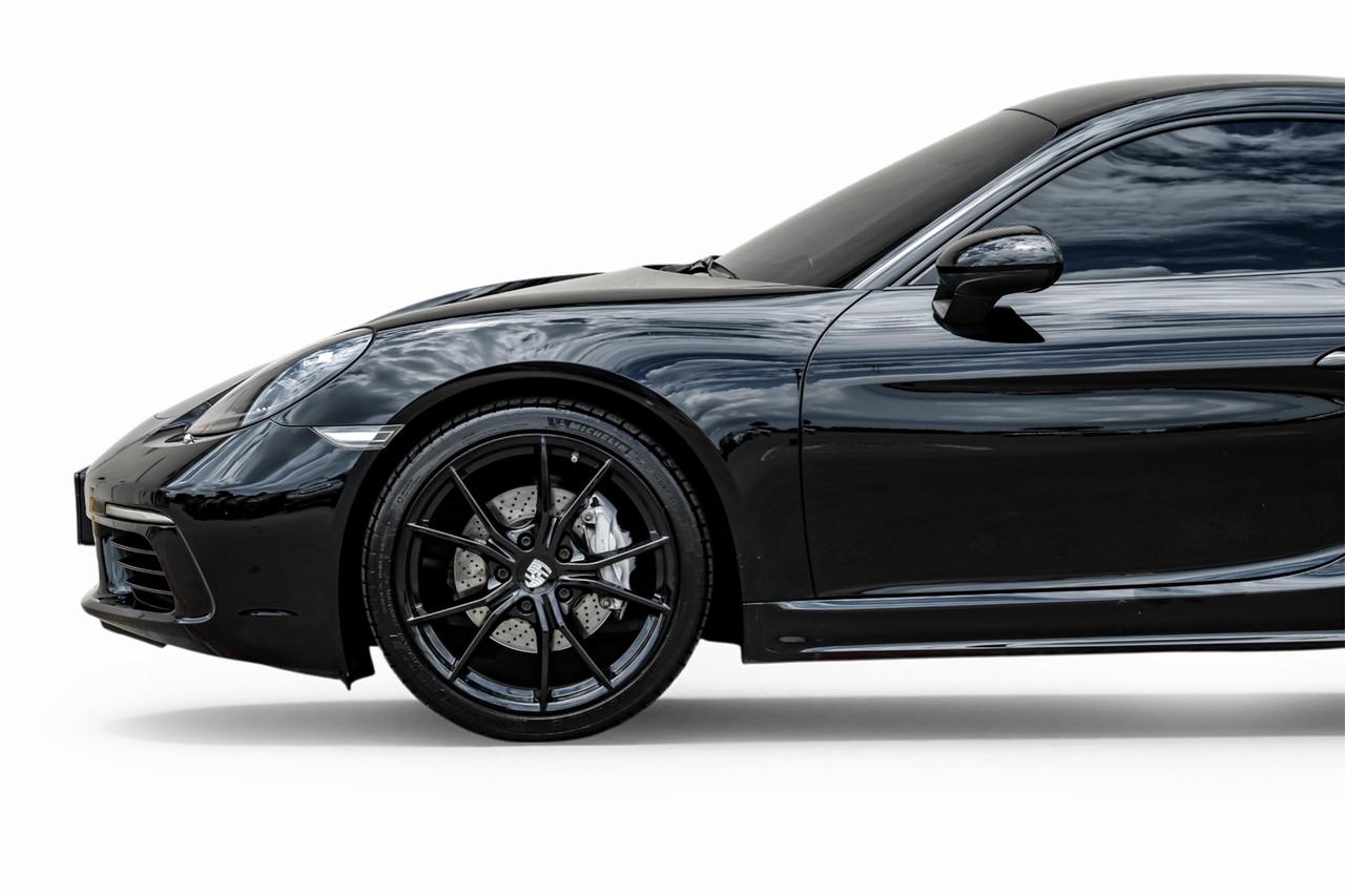 Porsche 718 Cayman Vehicle Main Gallery Image 14