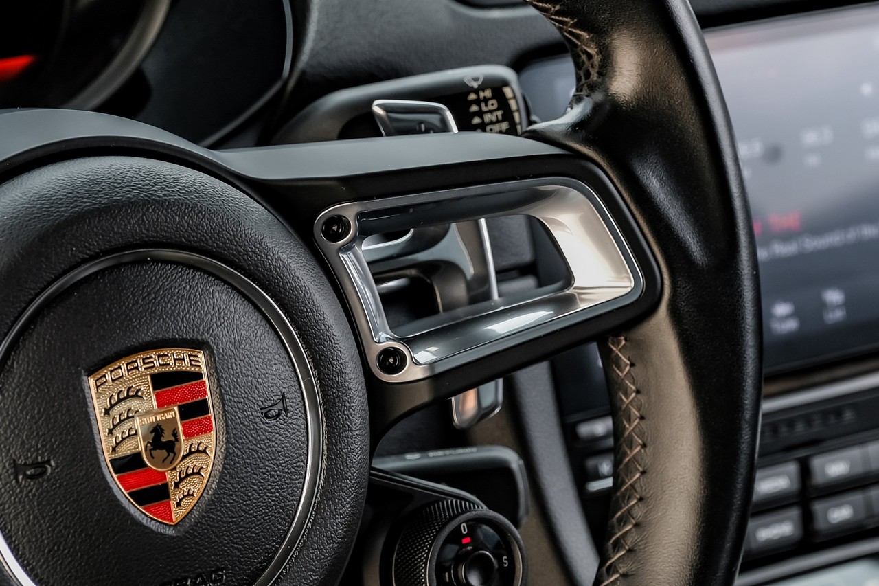 Porsche 718 Cayman Vehicle Main Gallery Image 20