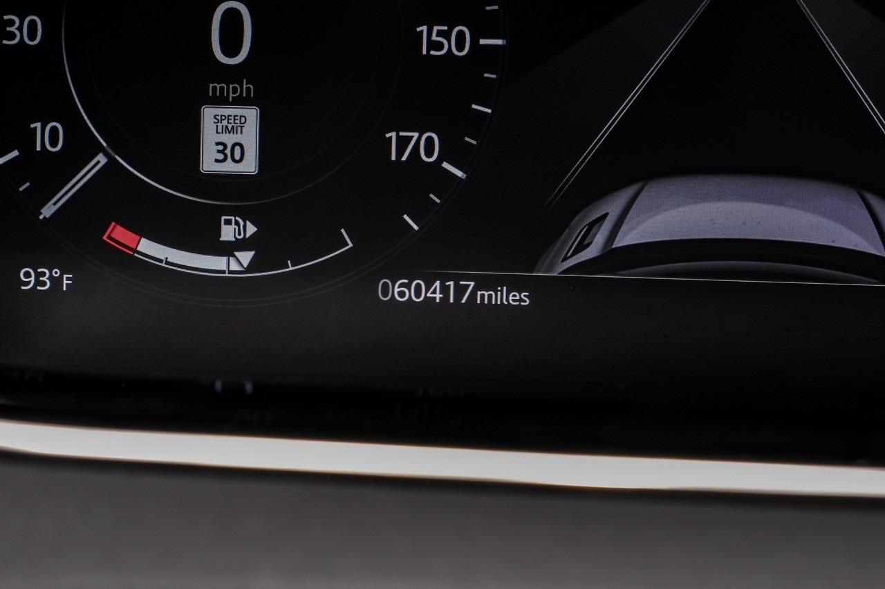 Land Rover Range Rover Evoque Vehicle Main Gallery Image 23