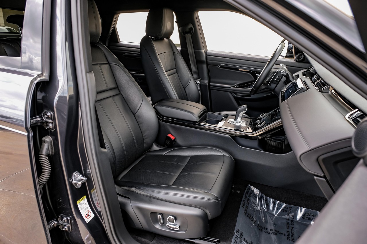 Land Rover Range Rover Evoque Vehicle Main Gallery Image 32