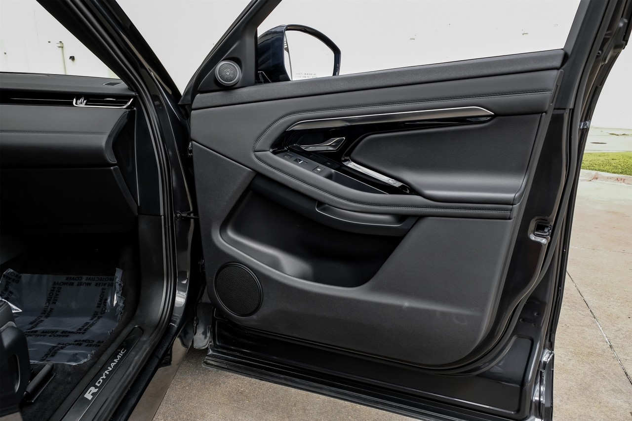 Land Rover Range Rover Evoque Vehicle Main Gallery Image 41