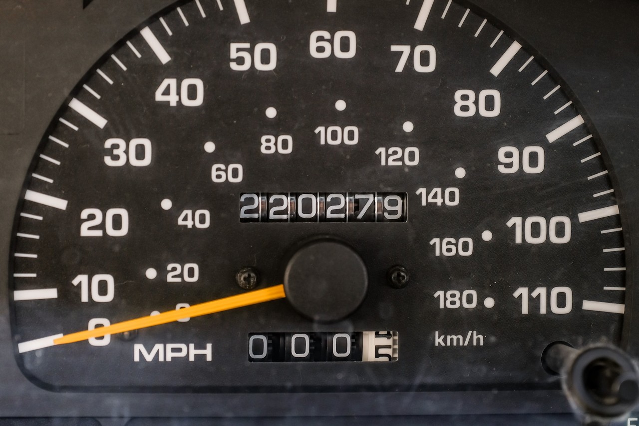 Toyota 4Runner Vehicle Main Gallery Image 23