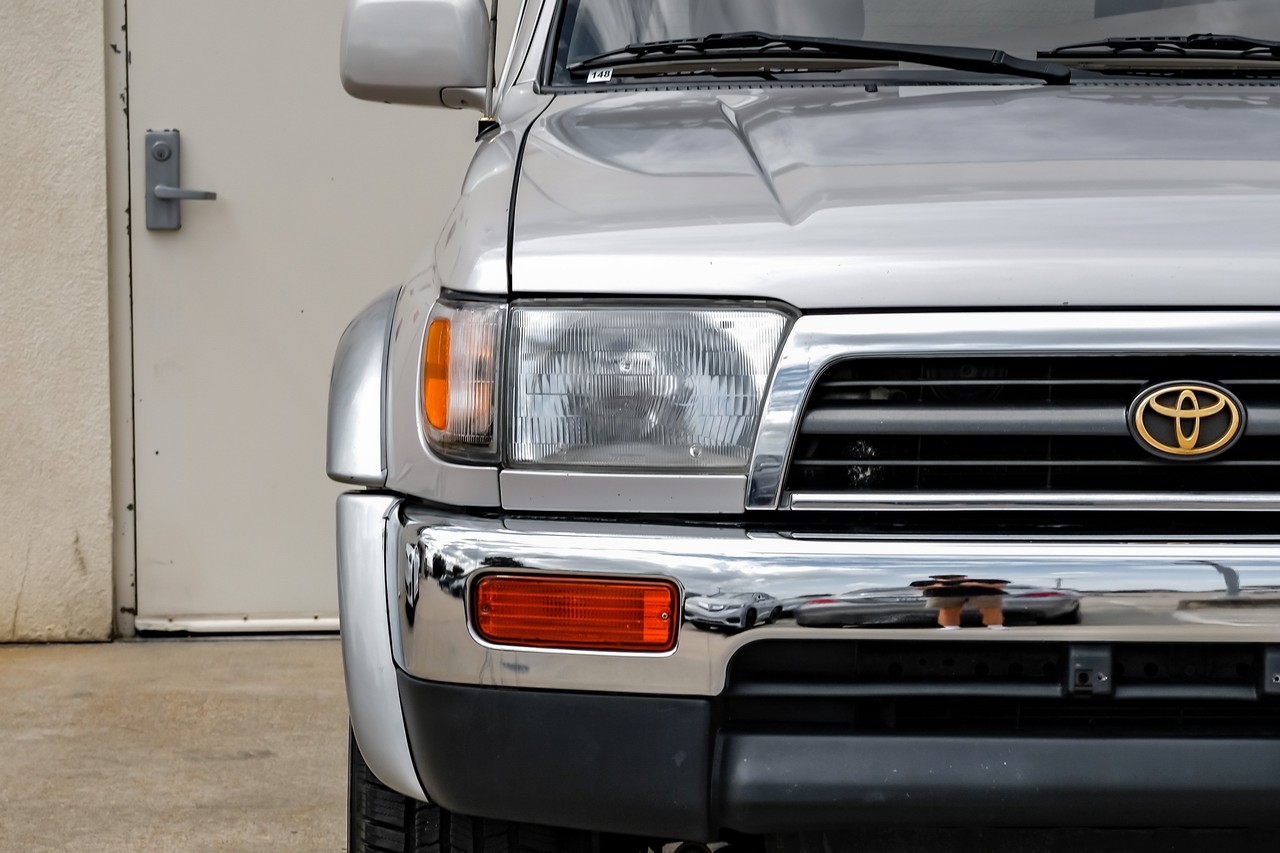 Toyota 4Runner Vehicle Main Gallery Image 40