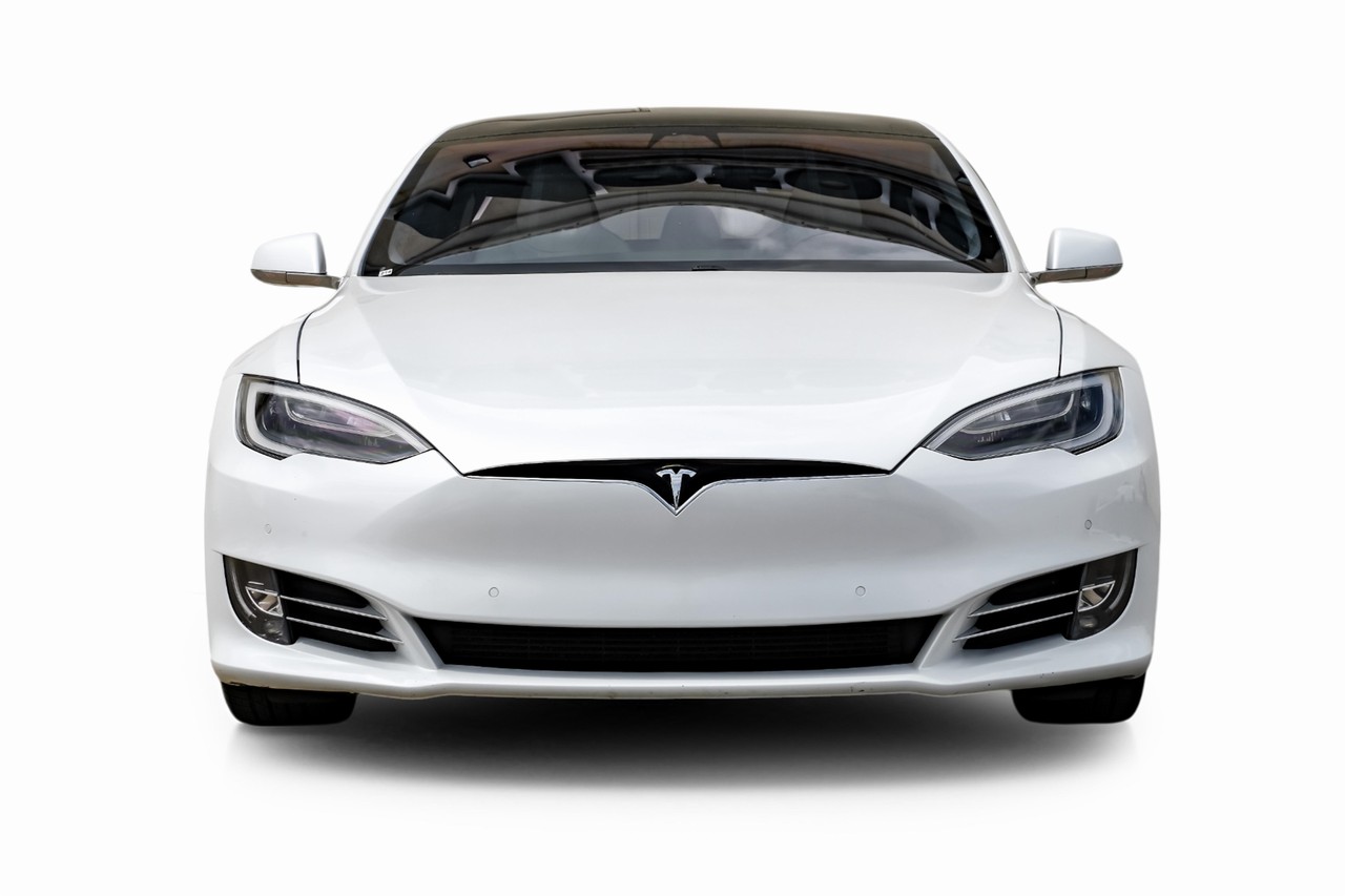 Tesla Model S Vehicle Main Gallery Image 06