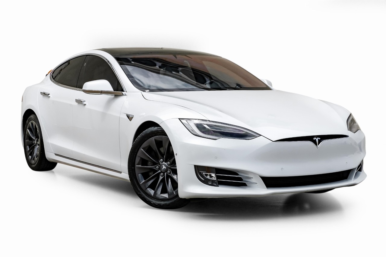 Tesla Model S Vehicle Main Gallery Image 07