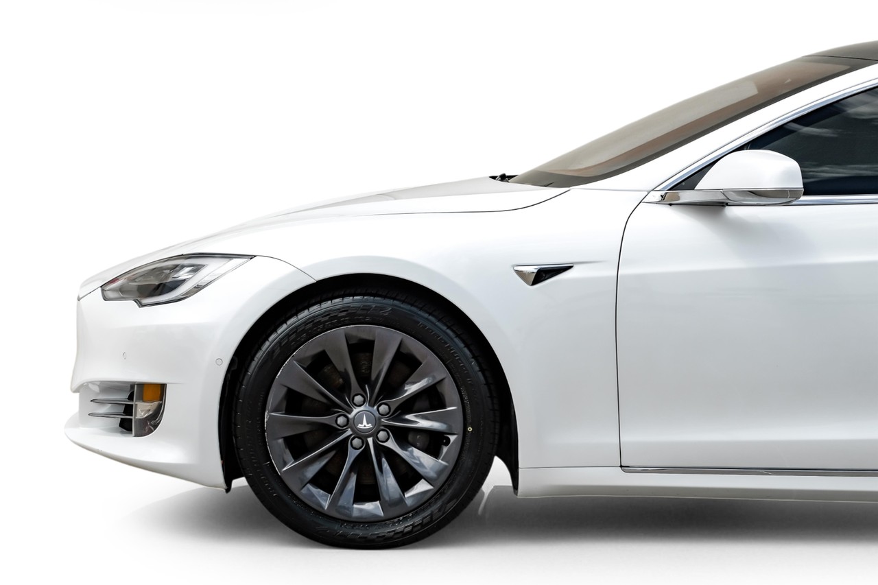 Tesla Model S Vehicle Main Gallery Image 15