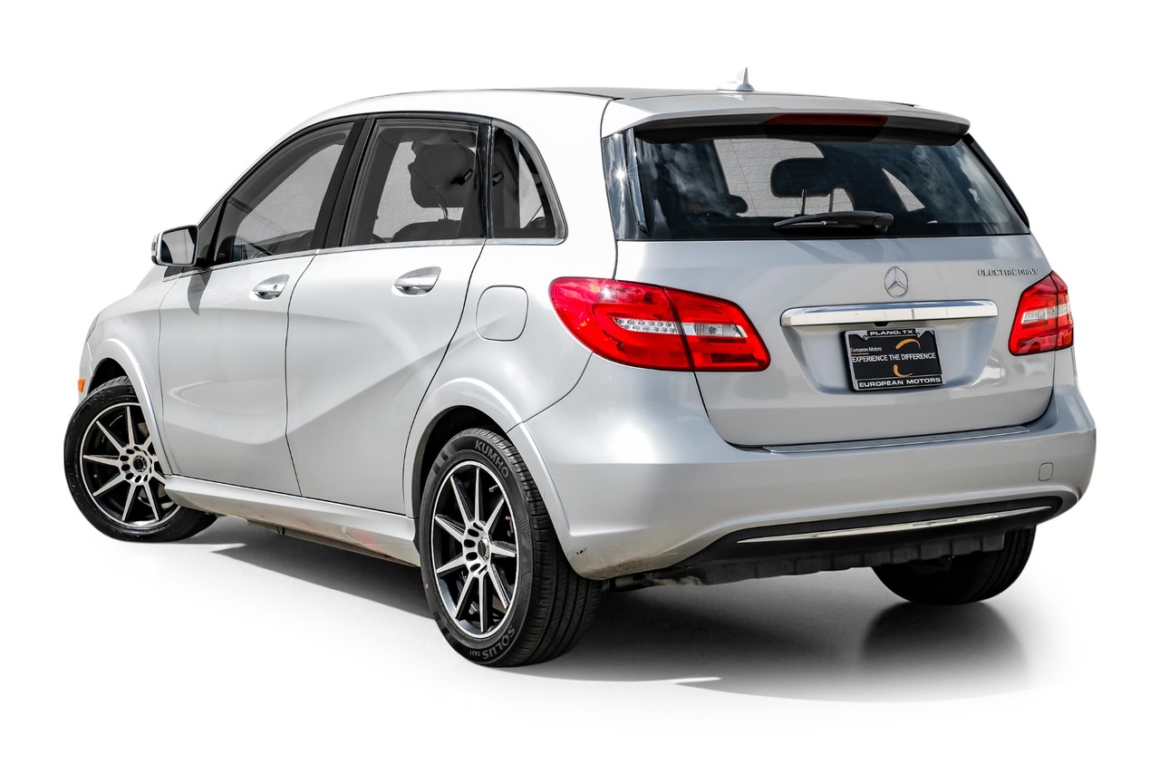Mercedes-Benz B 250e Vehicle Main Gallery Image 12