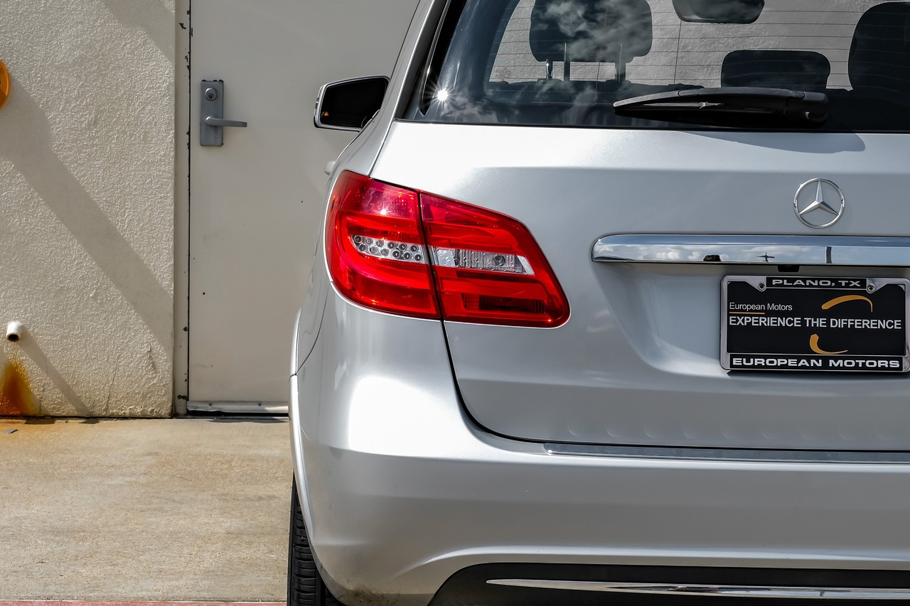Mercedes-Benz B 250e Vehicle Main Gallery Image 46