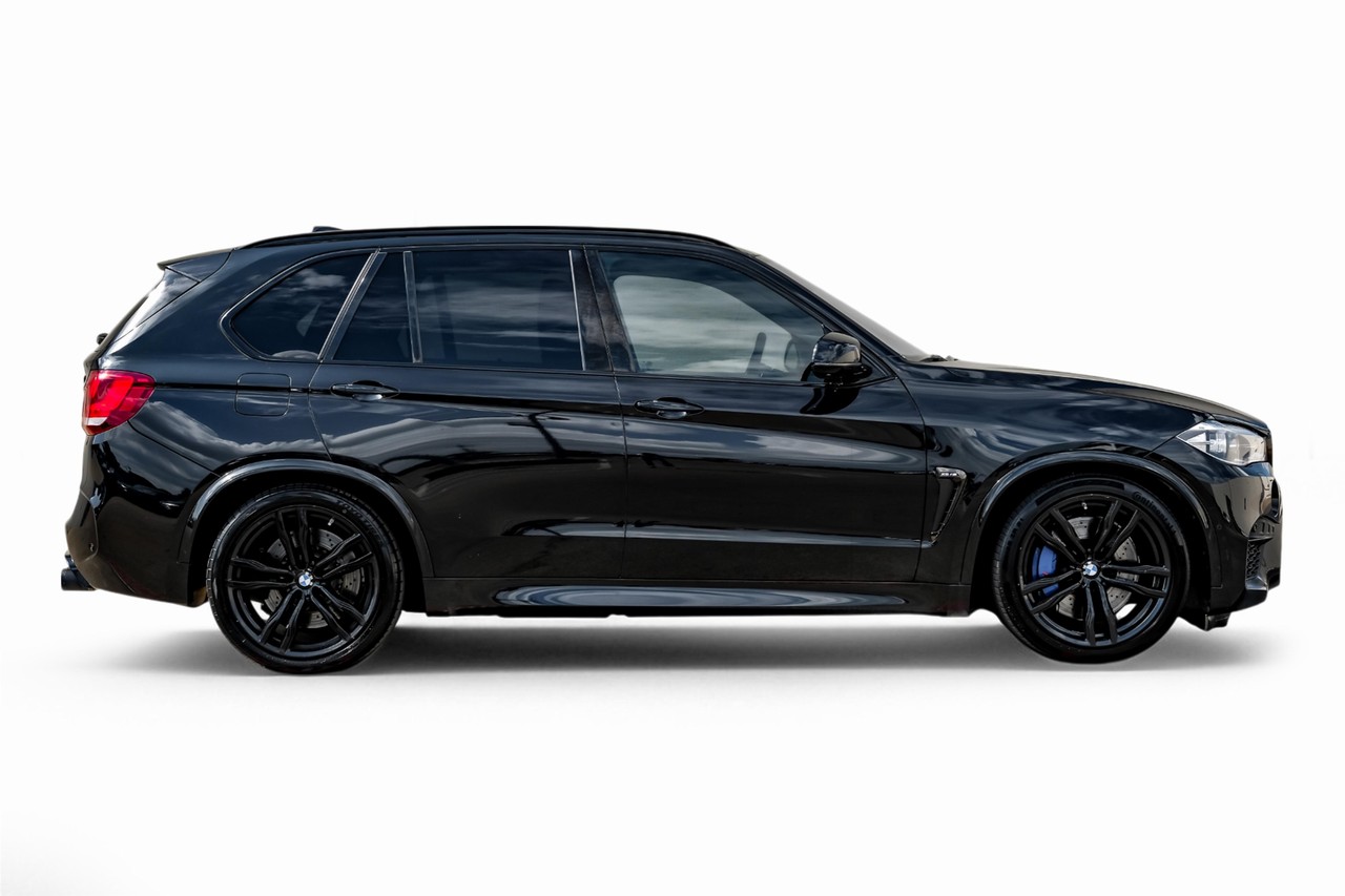 BMW X5 M Vehicle Main Gallery Image 08
