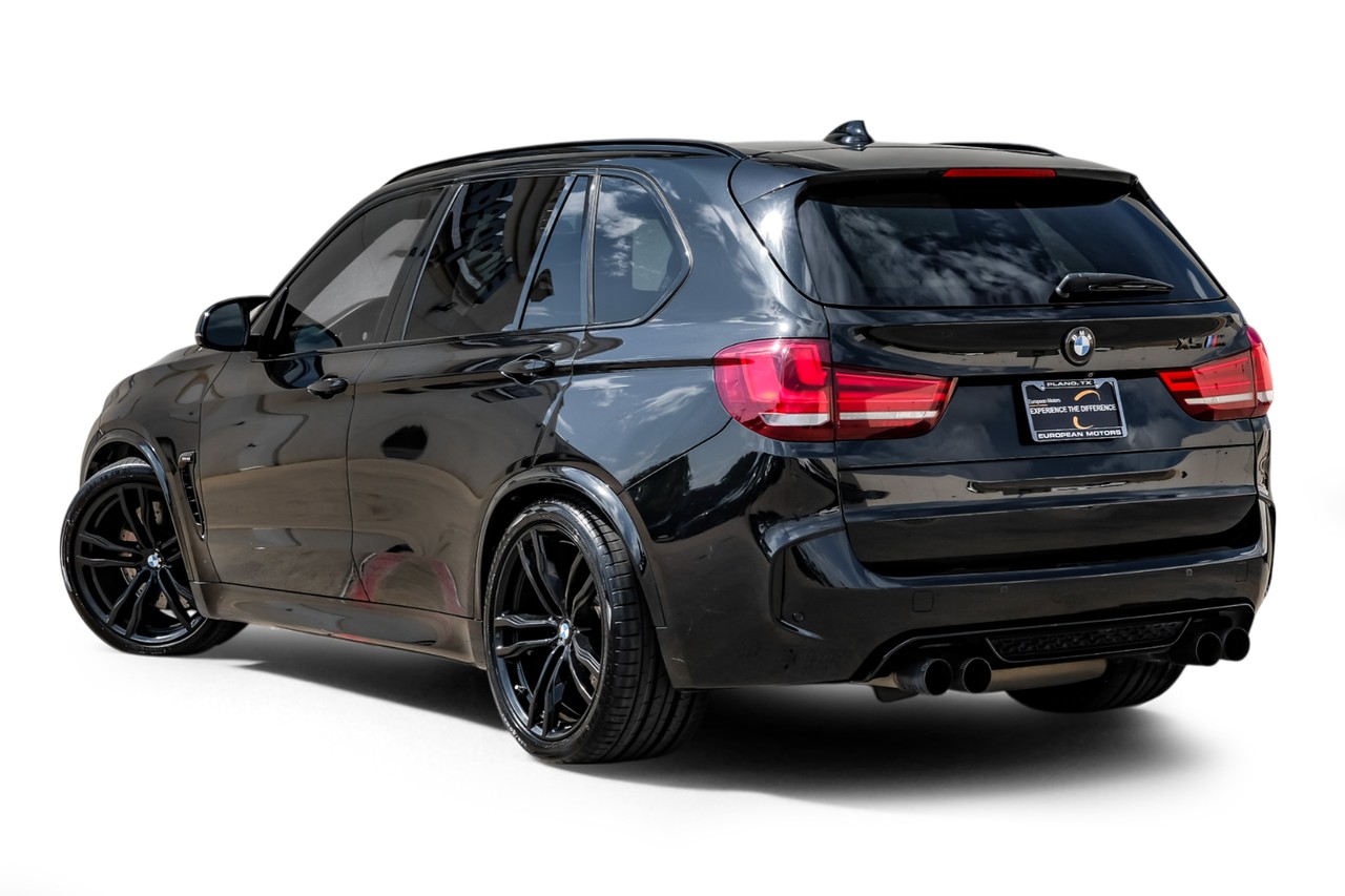 BMW X5 M Vehicle Main Gallery Image 13