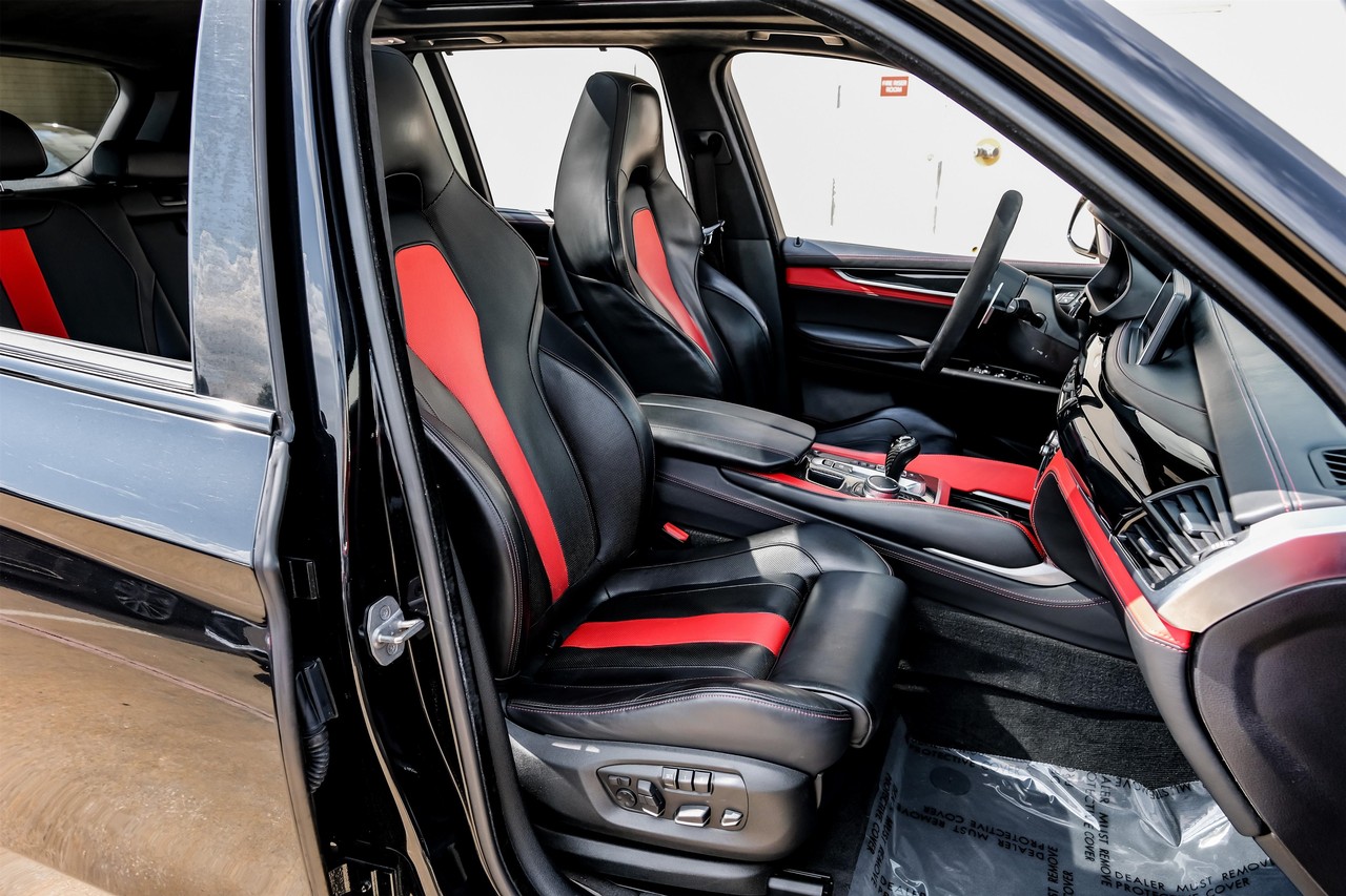 BMW X5 M Vehicle Main Gallery Image 39