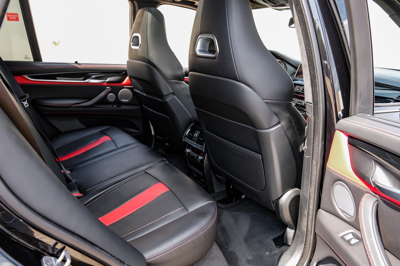 BMW X5 M Vehicle Main Gallery Image 42