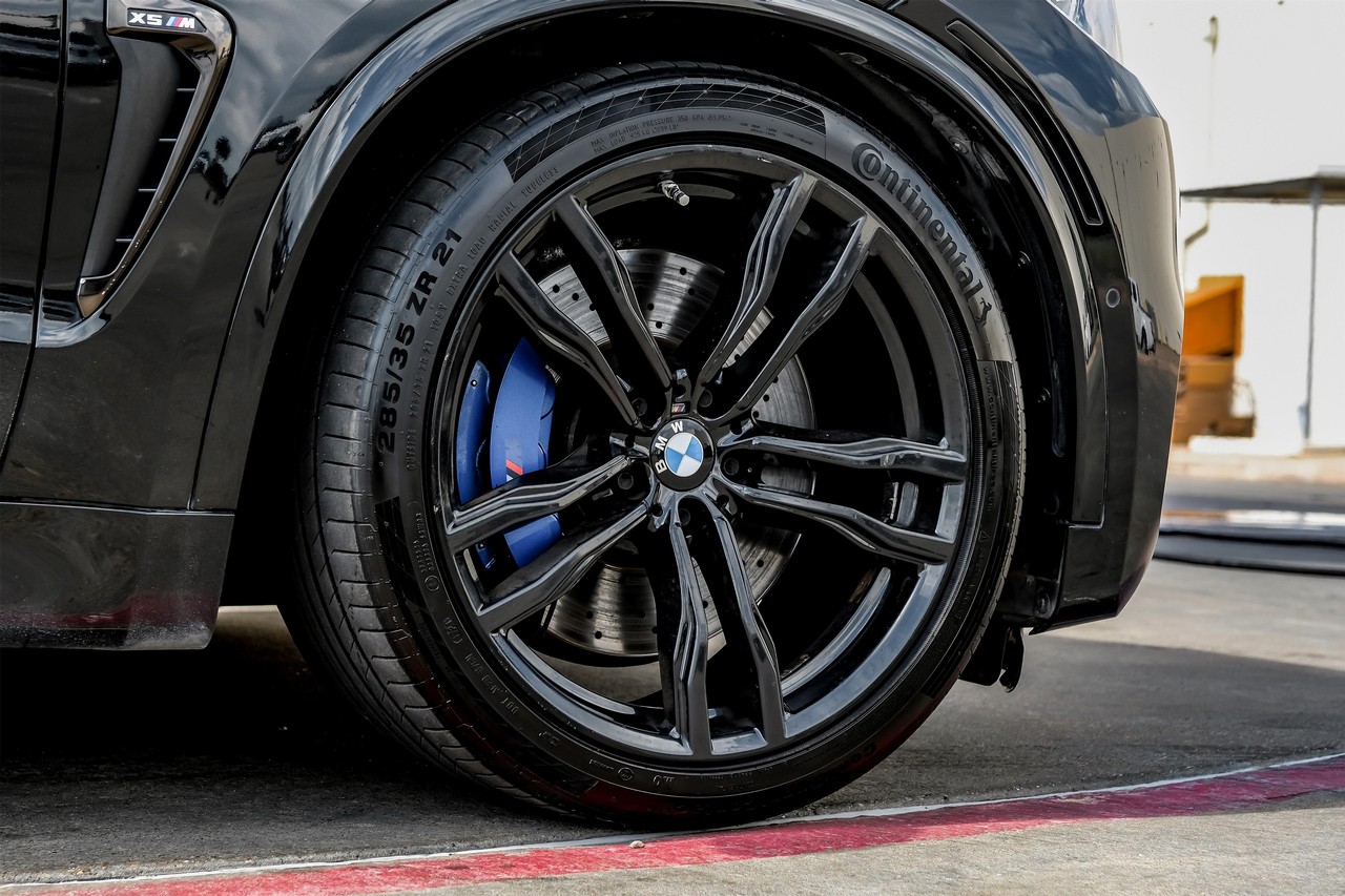 BMW X5 M Vehicle Main Gallery Image 58
