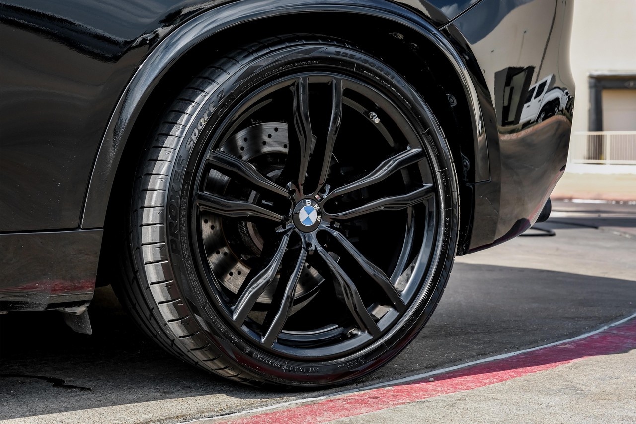 BMW X5 M Vehicle Main Gallery Image 60