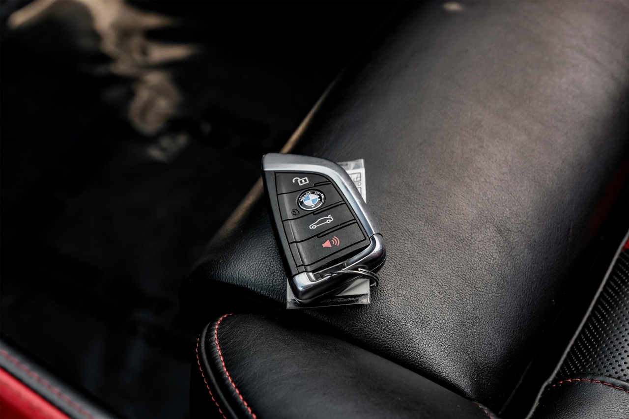 BMW X5 M Vehicle Main Gallery Image 61